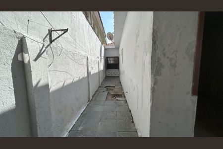 Casa à venda com 75m², 2 quartos e 2 vagas