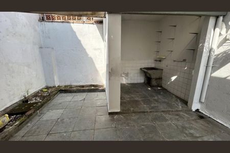 Casa à venda com 75m², 2 quartos e 2 vagas