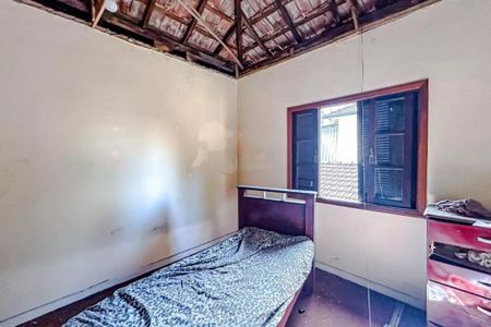 Casa à venda com 3 quartos, 140m² em Vila Azevedo, São Paulo