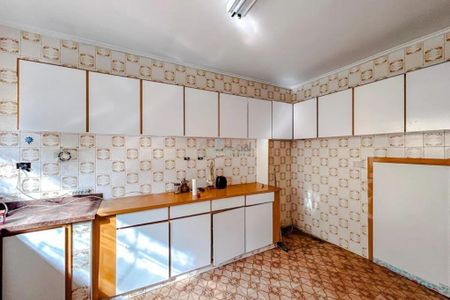 Casa à venda com 3 quartos, 140m² em Vila Azevedo, São Paulo