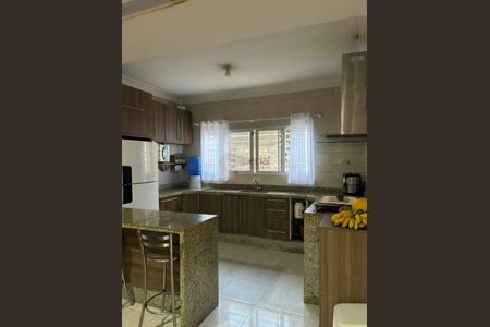 Casa à venda com 3 quartos, 115m² em Vila Marieta, São Paulo