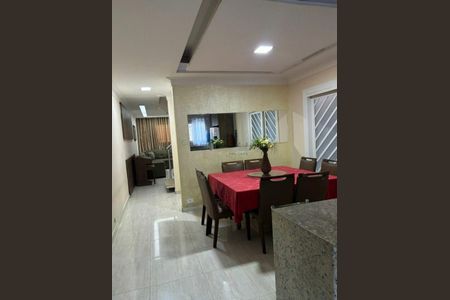 Casa à venda com 3 quartos, 115m² em Vila Marieta, São Paulo