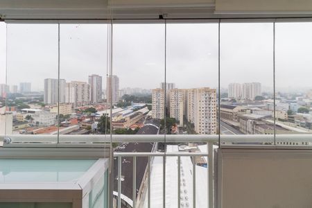 Apartamento para alugar com 49m², 2 quartos e 1 vaga Apartamento para alugar com 49m², 2 quartos e 1 vagaVaranda