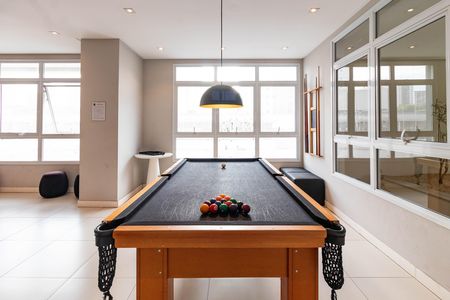 Apartamento para alugar com 49m², 2 quartos e 1 vaga Apartamento para alugar com 49m², 2 quartos e 1 vagaSalão de jogos