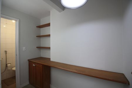Apartamento à venda com 70m², 2 quartos e 1 vagaQuarto de Serviço