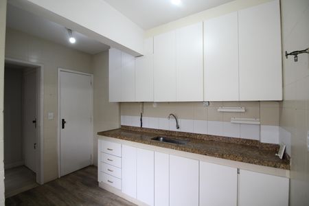 Apartamento à venda com 70m², 2 quartos e 1 vagaCozinha
