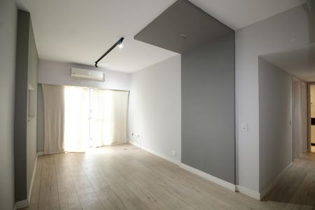 Sala de apartamento à venda com 2 quartos, 70m² em Freguesia (jacarepaguá), Rio de Janeiro