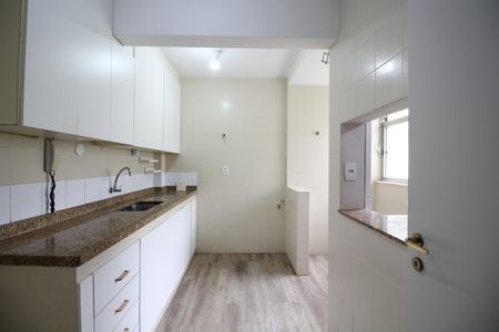 Apartamento à venda com 70m², 2 quartos e 1 vagaCozinha