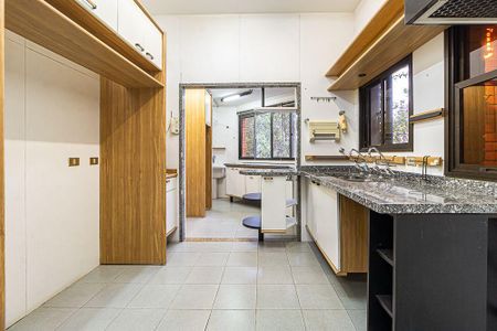 Apartamento à venda com 353m², 4 quartos e 4 vagas