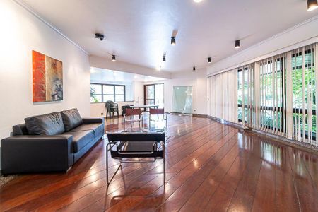 Apartamento à venda com 353m², 4 quartos e 4 vagas