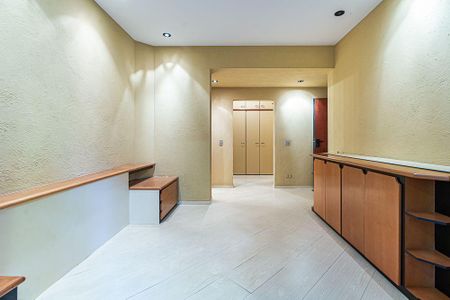 Apartamento à venda com 353m², 4 quartos e 4 vagas