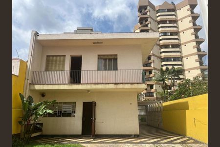 Casa à venda com 4 quartos, 200m² em Campo Belo, São Paulo