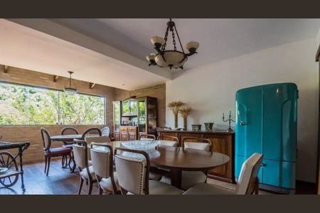 Casa à venda com 6 quartos, 597m² em Jardim Petropolis, São Paulo