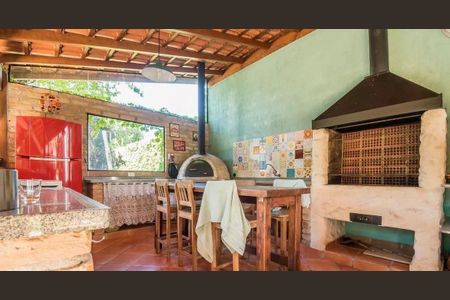 Casa à venda com 6 quartos, 597m² em Jardim Petropolis, São Paulo