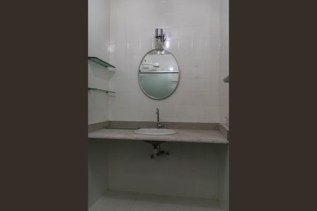 Apartamento para alugar com 170m², 4 quartos e 2 vagas Apartamento para alugar com 170m², 4 quartos e 2 vagasBanheiro da Suíte
