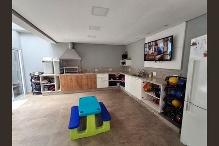 Casa à venda com 270m², 4 quartos e 6 vagas