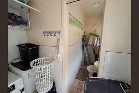 Casa à venda com 270m², 4 quartos e 6 vagas