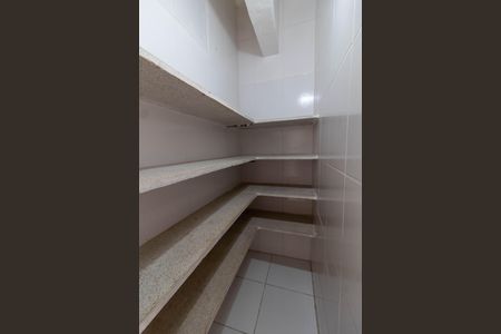 Apartamento à venda com 112m², 3 quartos e 1 vaga Apartamento à venda com 112m², 3 quartos e 1 vagaDISPENSA