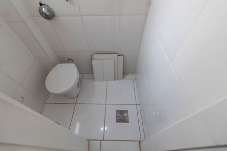 Apartamento à venda com 112m², 3 quartos e 1 vaga Apartamento à venda com 112m², 3 quartos e 1 vagaBANHEIRO DA ÁREA DE SERVIÇO