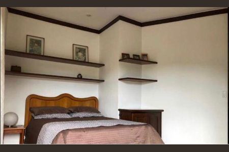 Casa à venda com 4 quartos, 450m² em Alphaville, Santana de Parnaíba