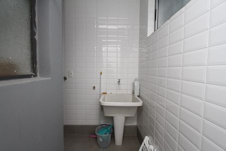 Apartamento para alugar com 120m², 3 quartos e 1 vagaÁrea de Serviço
