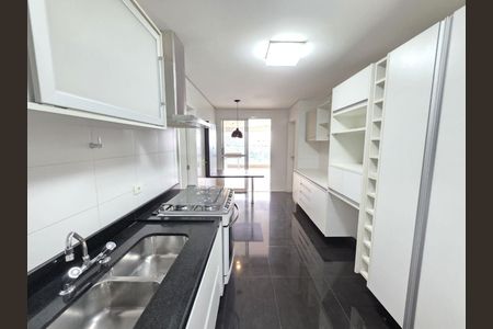 Apartamento à venda com 4 quartos, 184m² em Vila Suzana, São Paulo