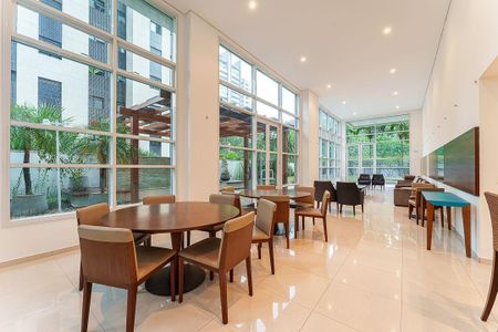 Apartamento à venda com 4 quartos, 184m² em Vila Suzana, São Paulo