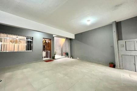 Garagem de casa à venda com 6 quartos, 95m² em Vila Paulista, São Paulo