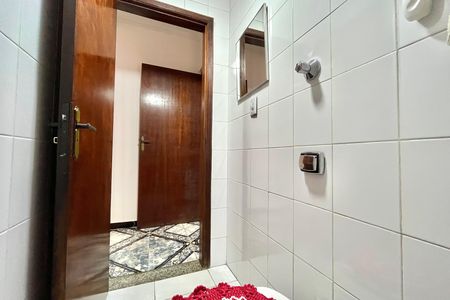Lavabo de casa à venda com 6 quartos, 95m² em Vila Paulista, São Paulo