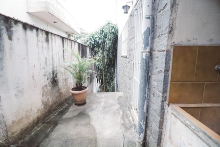 Casa à venda com 254m², 4 quartos e 2 vagas Casa à venda com 254m², 4 quartos e 2 vagasÁrea de Serviço 2