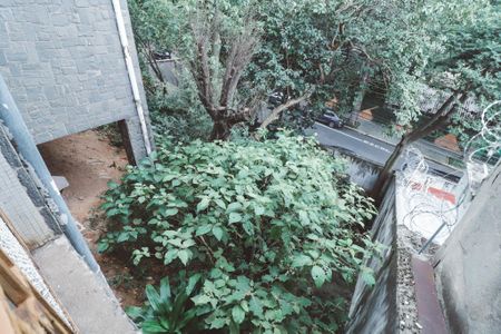 Casa à venda com 254m², 4 quartos e 2 vagas Casa à venda com 254m², 4 quartos e 2 vagasQuintal