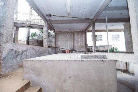Casa à venda com 254m², 4 quartos e 2 vagas Casa à venda com 254m², 4 quartos e 2 vagasQuintal