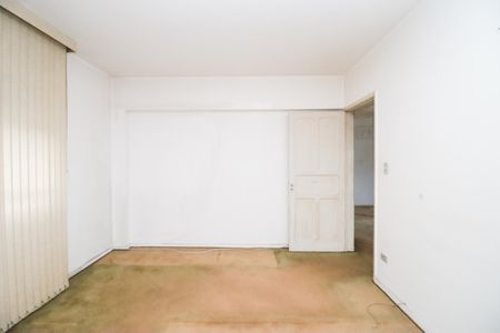 Casa à venda com 254m², 4 quartos e 2 vagas Casa à venda com 254m², 4 quartos e 2 vagasQuarto 2