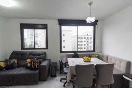 Apartamento à venda com 33m², 1 quarto e 1 vaga Apartamento à venda com 33m², 1 quarto e 1 vagaSala