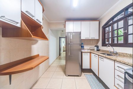 Cozinha  de casa à venda com 3 quartos, 204m² em Utinga, Santo André