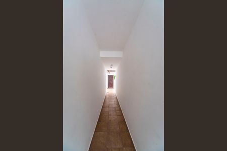 Corredor Externo de casa à venda com 3 quartos, 204m² em Utinga, Santo André
