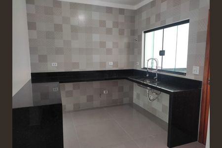 Casa à venda com 145m², 3 quartos e 4 vagas