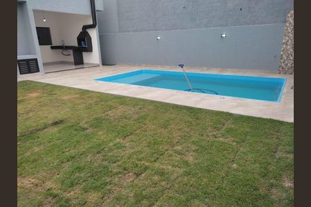 Casa à venda com 145m², 3 quartos e 4 vagas