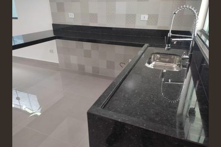 Casa à venda com 145m², 3 quartos e 4 vagas