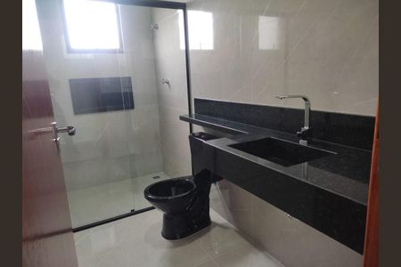 Casa à venda com 145m², 3 quartos e 4 vagas