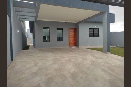 Casa à venda com 145m², 3 quartos e 4 vagas