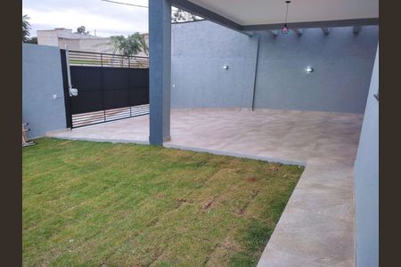 Casa à venda com 145m², 3 quartos e 4 vagas