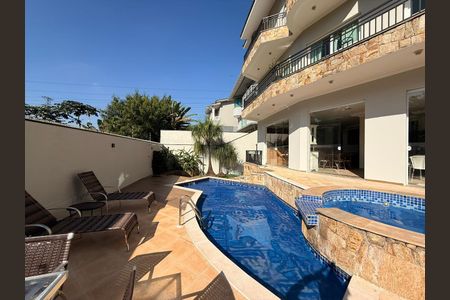 Área externa de casa à venda com 4 quartos, 547m² em City América, São Paulo