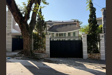 Fachada de casa à venda com 4 quartos, 547m² em City América, São Paulo