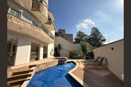 Área externa de casa à venda com 4 quartos, 547m² em City América, São Paulo