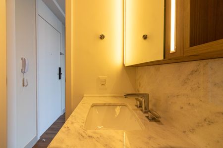 Apartamento para alugar com 42m², 1 quarto e sem vaga Apartamento para alugar com 42m², 1 quarto e sem vagaBanheiro