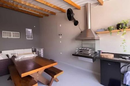Casa à venda com 2 quartos, 120m² em Jardim Ipanema (Zona Leste), São Paulo