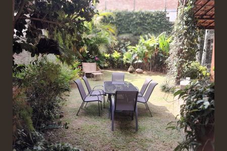 Casa à venda com 4 quartos, 368m² em Fazenda Morumbi, São Paulo