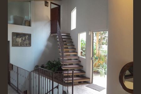 Casa à venda com 4 quartos, 368m² em Fazenda Morumbi, São Paulo