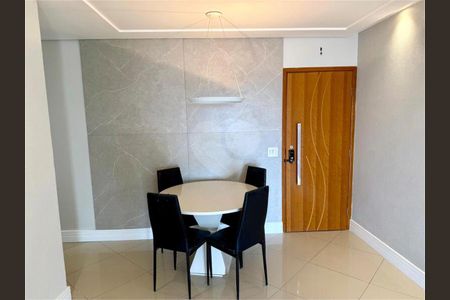 Apartamento à venda com 140m², 3 quartos e 2 vagas